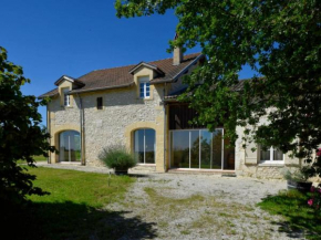 Grande Maison de Caractère avec Piscine Privée au Cœur du Vignoble de Bergerac - FR-1-616-128